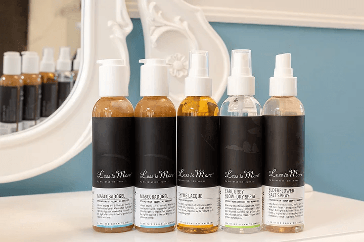 Feste Shampoo Stücke unter einer Glasglocke